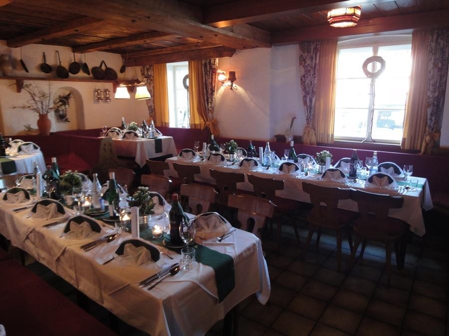 Kaiserhotel Neuwirt โอแบร์นดอร์ฟ อิน ทิโรล ภายนอก รูปภาพ